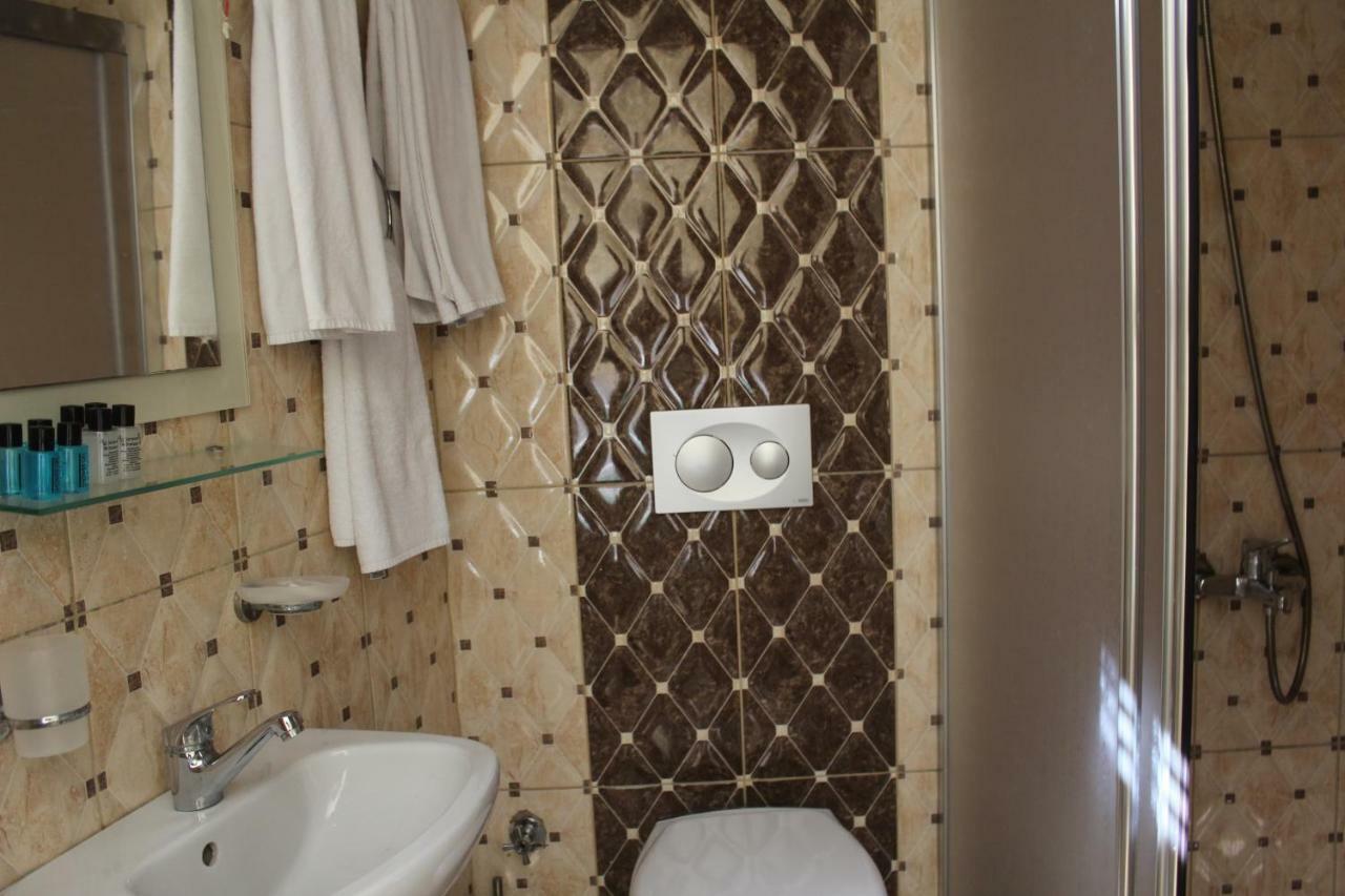 Omega Inn Istanbul Bagian luar foto